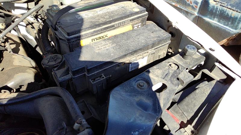 2005-2007 Jeep Liberty Engine Fuse Box
