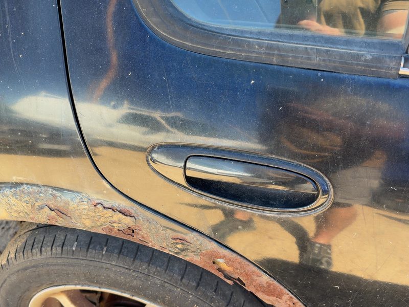 1996 Nissan Maxima Outside Door Handle RH