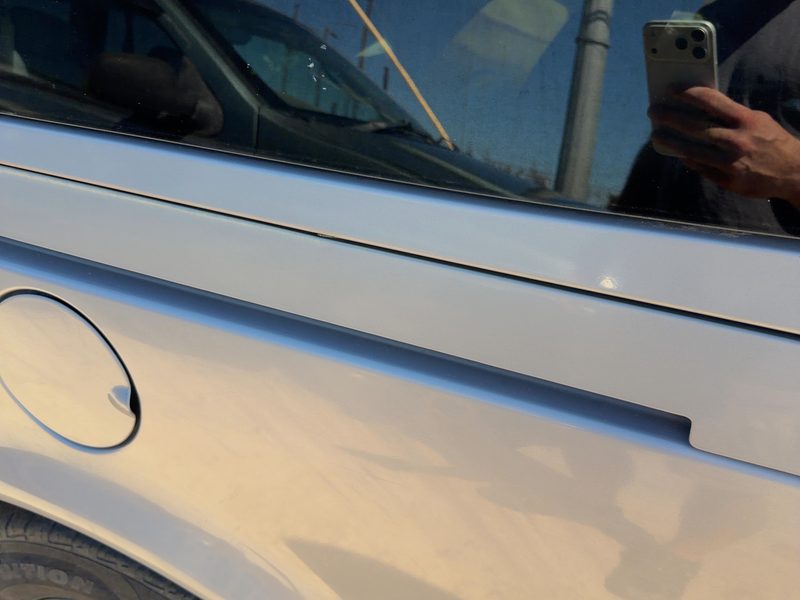2000 Chevrolet Venture Quarter Panel Moulding LH