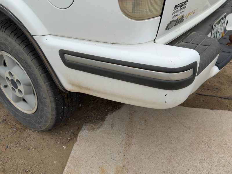 1998 Blazer S10/jimmy S15 Quarter Panel Moulding LH