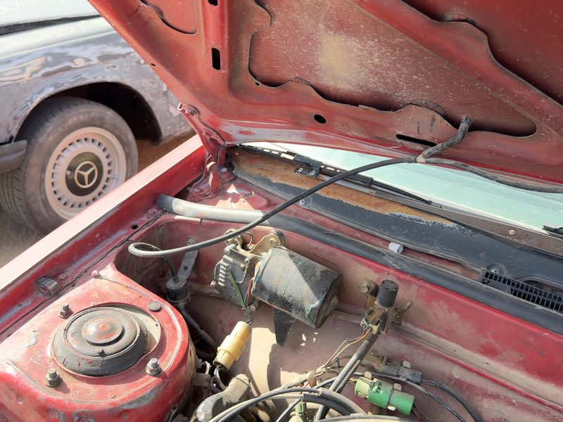 1984-1988 Toyota FX (includes Fx16) Hood Hinge LH
