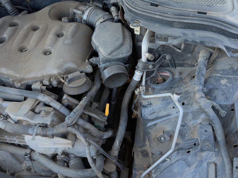 2004-2008 Infiniti M35 Cylinder Head LH