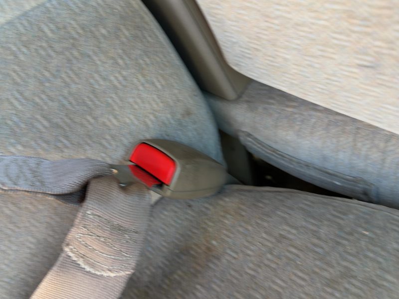 2000-2005 Buick Lesabre (80 & Up) Front Seat Belt RH