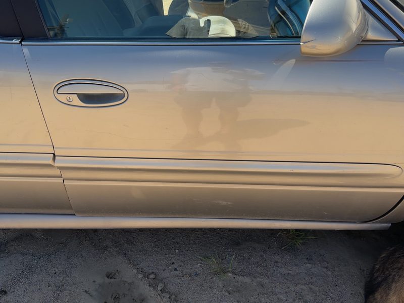 2000-2005 Buick Lesabre (80 & Up) Front Door RH