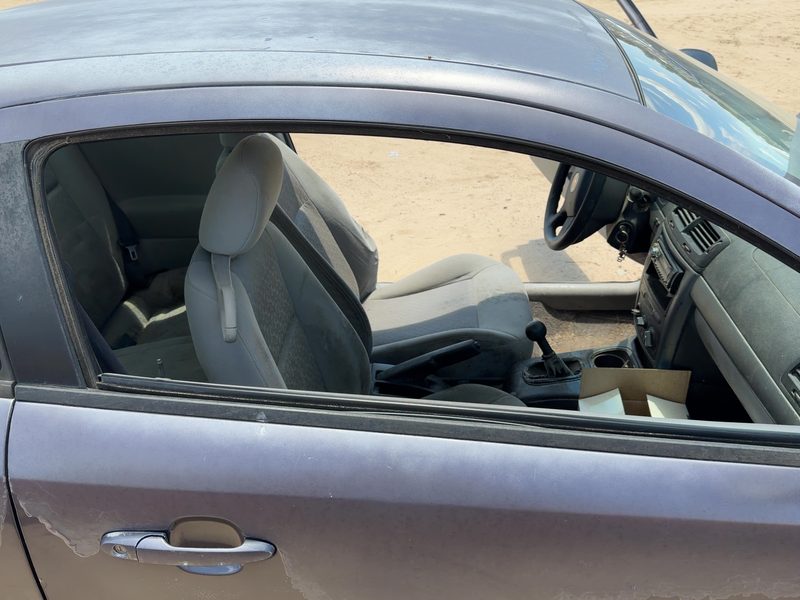 2005-2010 Chevrolet Cobalt Front Door Glass/Window RH