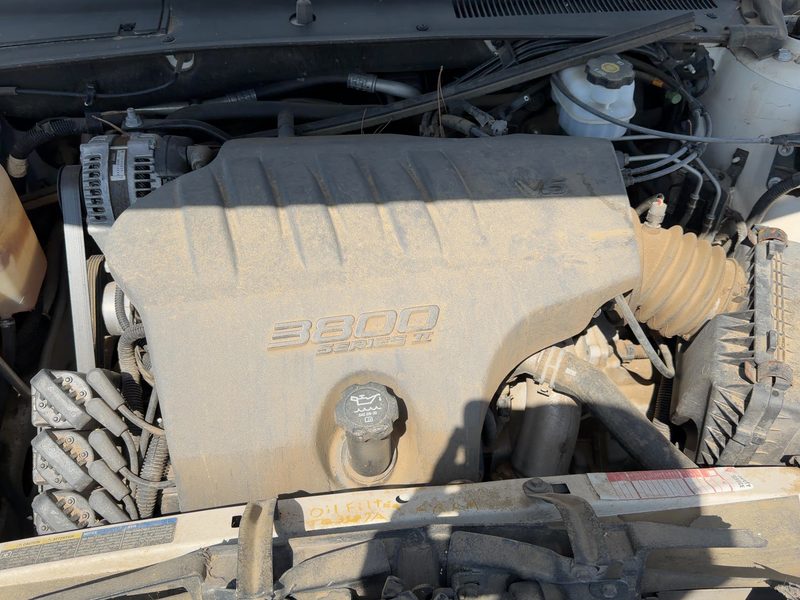 2005 Buick Lesabre (80 & Up) Engine Cover