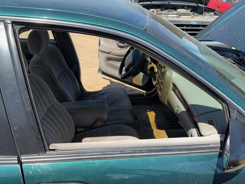 1995-2001 Lumina (also See Lumvan) Front Door Glass/Window RH