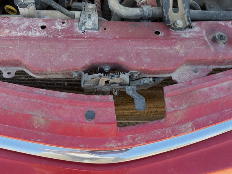 2004-2009 Toyota Prius Radiator Support