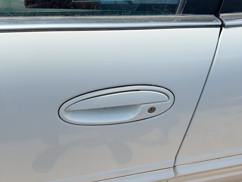 2000-2005 Buick Lesabre (80 & Up) Outside Door Handle LH