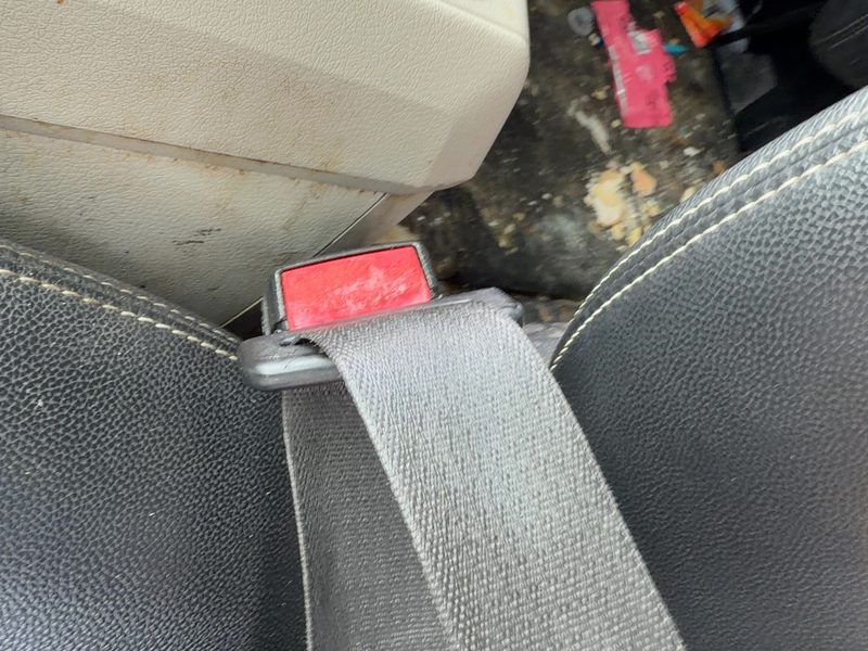 2011-2020 Chrysler Town & Country Front Seat Belt LH