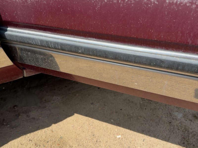 1986 Buick Park Avenue (80&up) Front Door Moulding LH