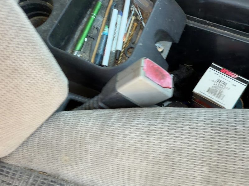 2001-2004 Chevrolet Venture Front Seat Belt RH