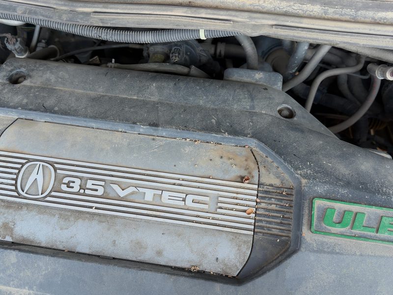 2001-2004 Acura Mdx Engine Cover