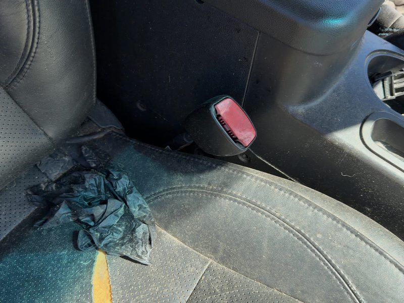 2005 Pontiac G6 Front Seat Belt RH