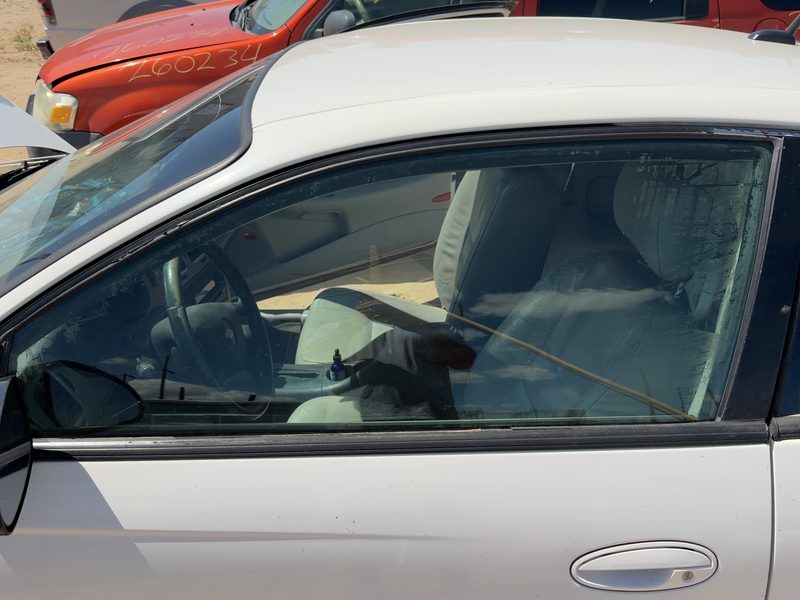 2000-2007 Monte Carlo Front Door Glass/Window LH