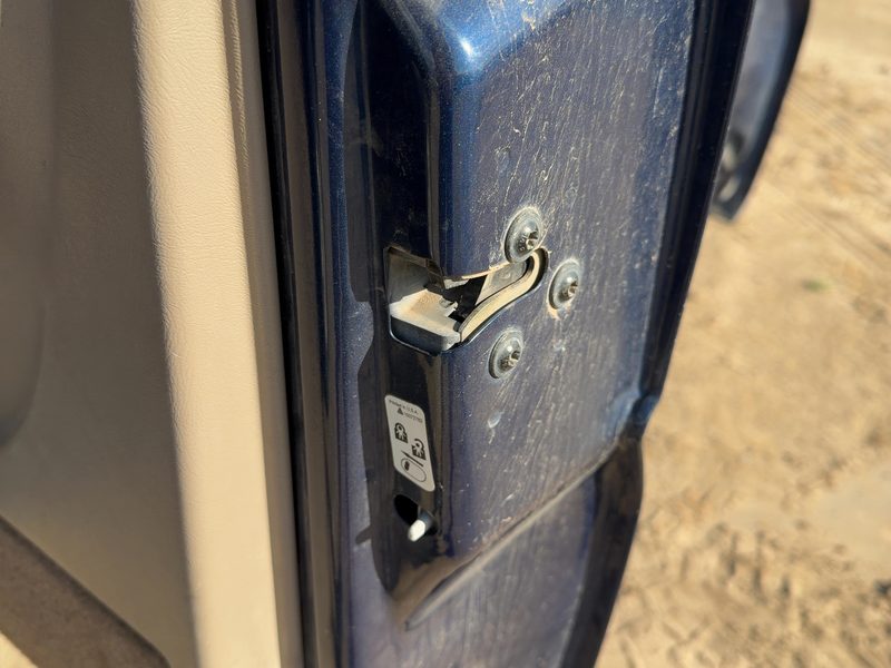 2000-2007 Chevy/gmc Suburban 1500 Series Rear Door Latch RH