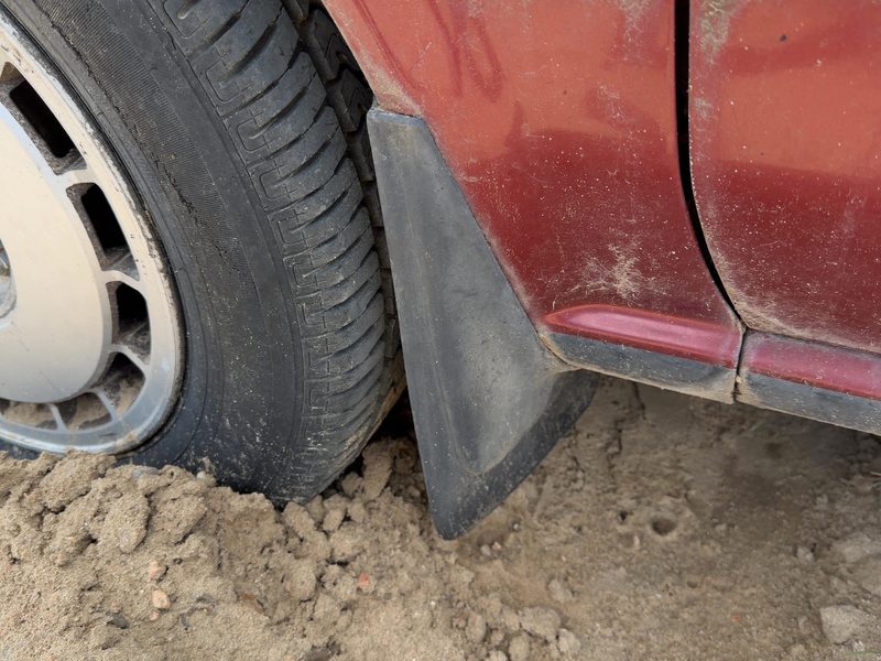 1987 Nissan Maxima Fender Moulding LH