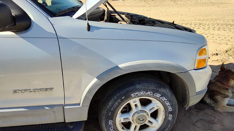 2002-2005 Explorer Fender RH