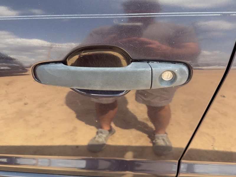 2004-2010 Chevrolet Equinox Outside Door Handle LH