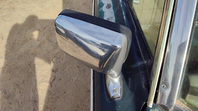 1981-1991 Jeep Grand Wagoneer Door Mirror RH
