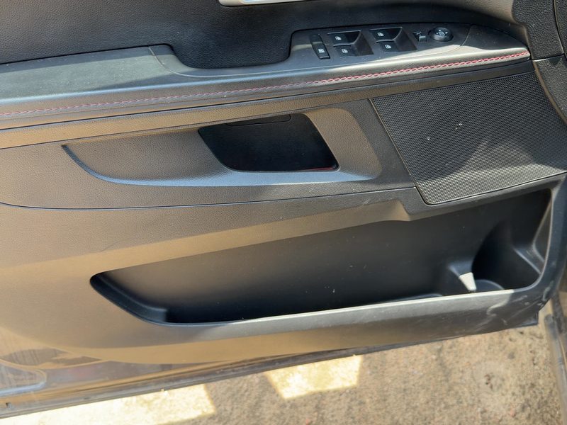 2012-2015 Chevrolet Equinox Front Door Trim Panel LH