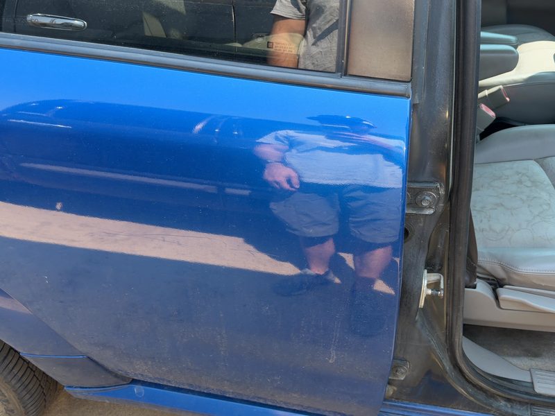 2002-2005 Saturn Vue Rear Door RH