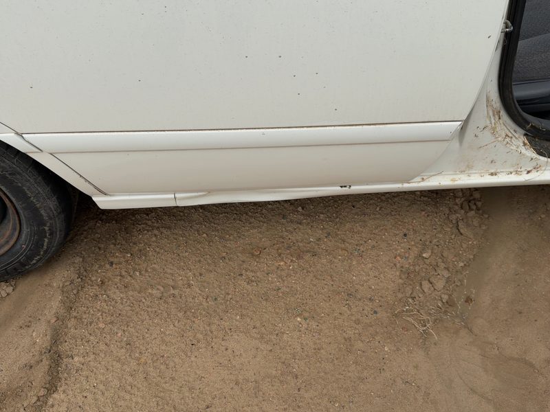 2000-2001 Toyota Camry Rear Door Moulding RH