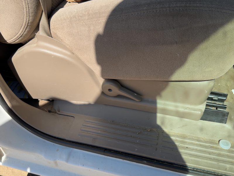 2005 Chevrolet 2500 Silverado Pickup Seat Track RH