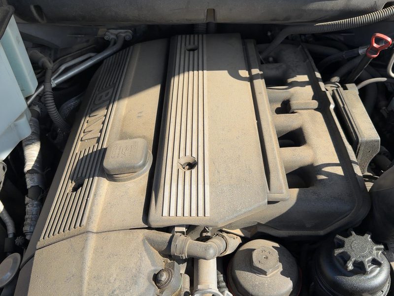 2006 BMW X5 Engine Cover