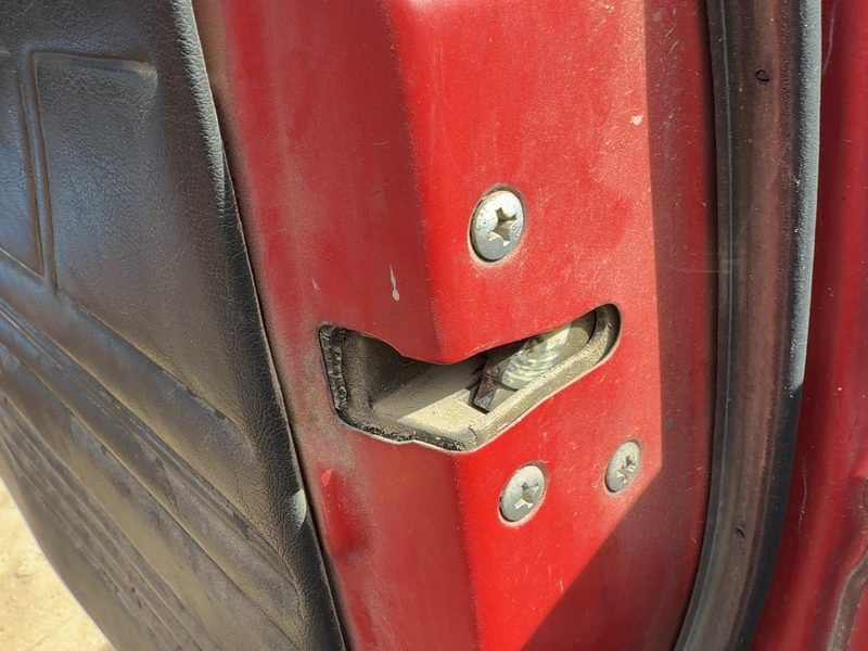 1988 Toyota FX (includes Fx16) Front Door Latch RH