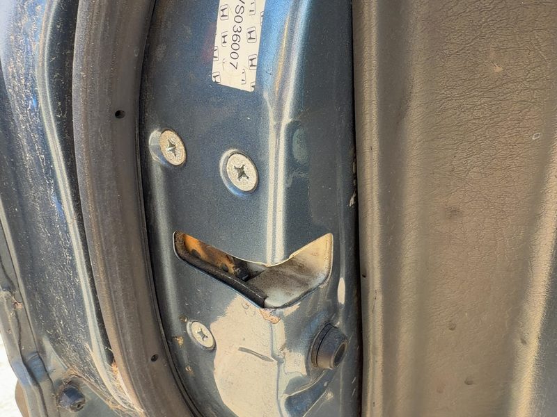 1996-2000 Honda Civic (see Also Delsol & Crx) Front Door Latch LH