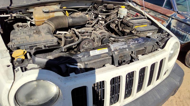 2005-2007 Jeep Liberty Radiator Support