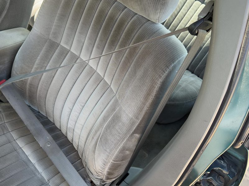 1999 Lumina (also See Lumvan) Front Seat Belt LH