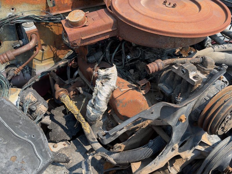 1990-1991 Dodge Dakota (mid-size) Cylinder Head