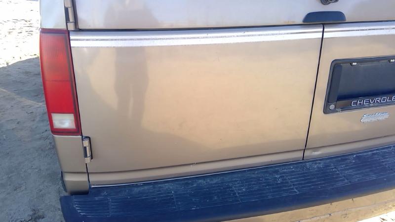 1992-2005 Chevrolet Astro Back Door LH