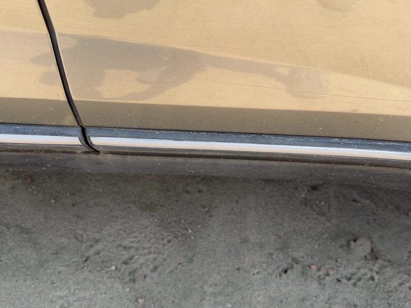 2003-2006 Infiniti FX Series Rear Door Moulding LH