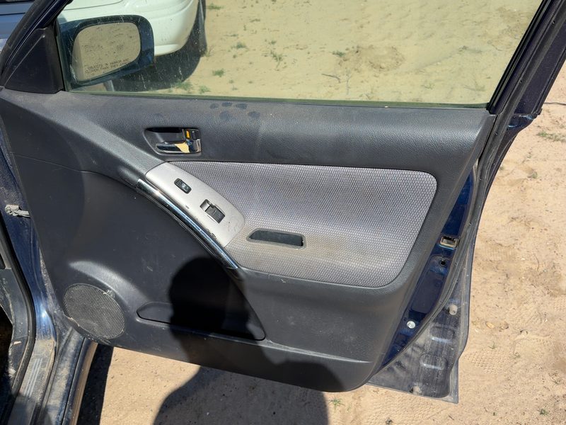 2005-2008 Toyota Matrix Front Door Trim Panel RH