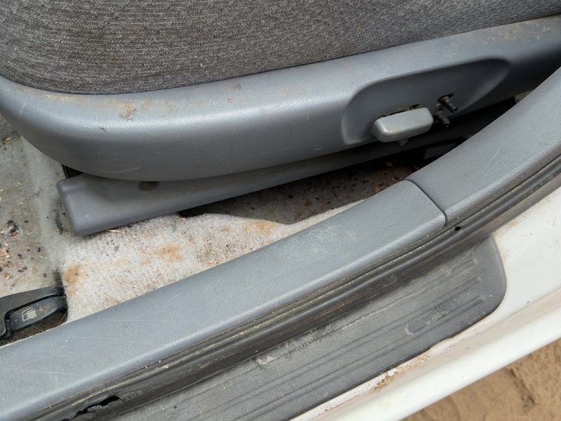 2000 Toyota Camry Seat Track LH