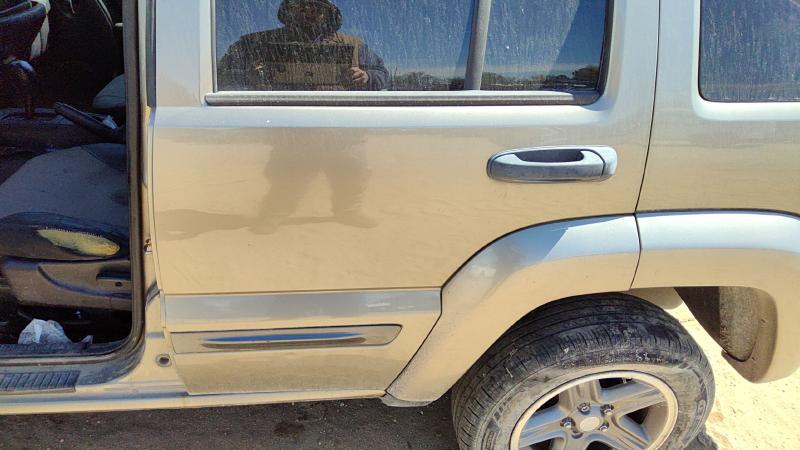 2002-2007 Jeep Liberty Rear Door LH