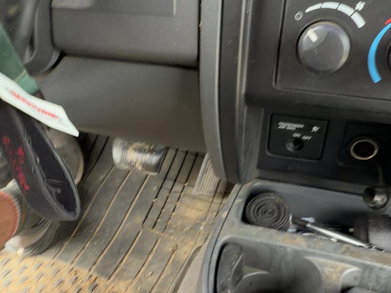 2005-2007 Dodge Dakota (mid-size) Dash Panel
