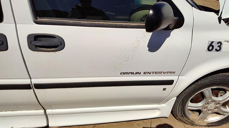 2005-2009 Chevrolet Uplander Front Door RH