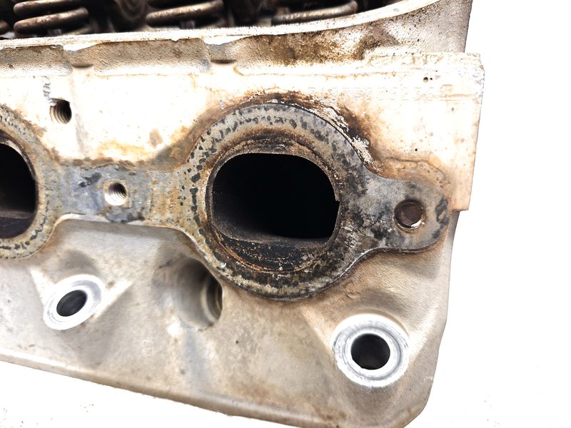 2000-2007 Chevrolet 1500 Silverado Pickup Cylinder Head