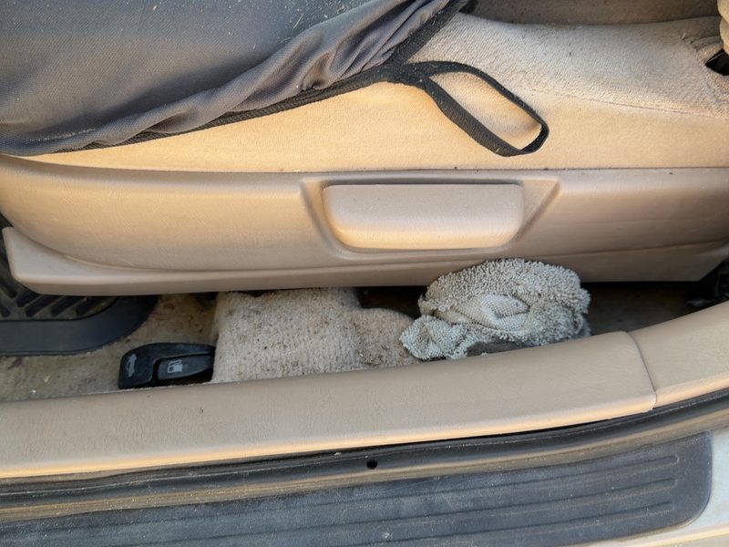1999 Toyota Camry Seat Track LH