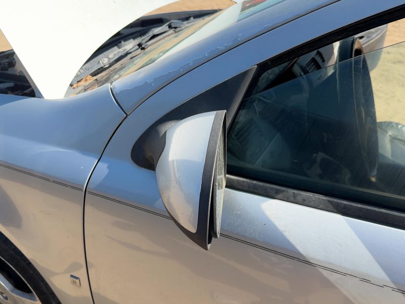 2005-2010 Chevrolet Cobalt Door Mirror LH