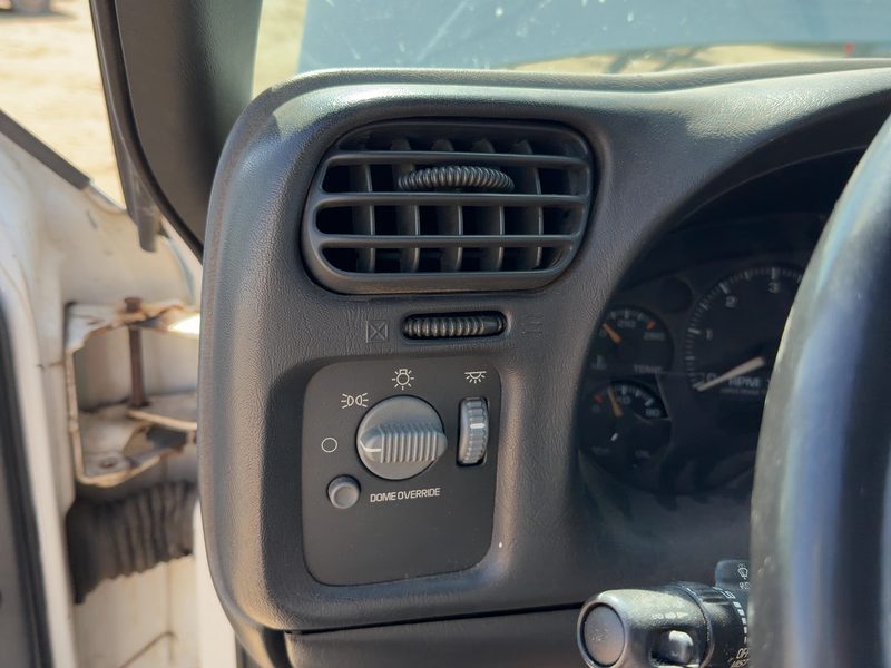 1998-2002 Blazer S10/jimmy S15 Dash Panel