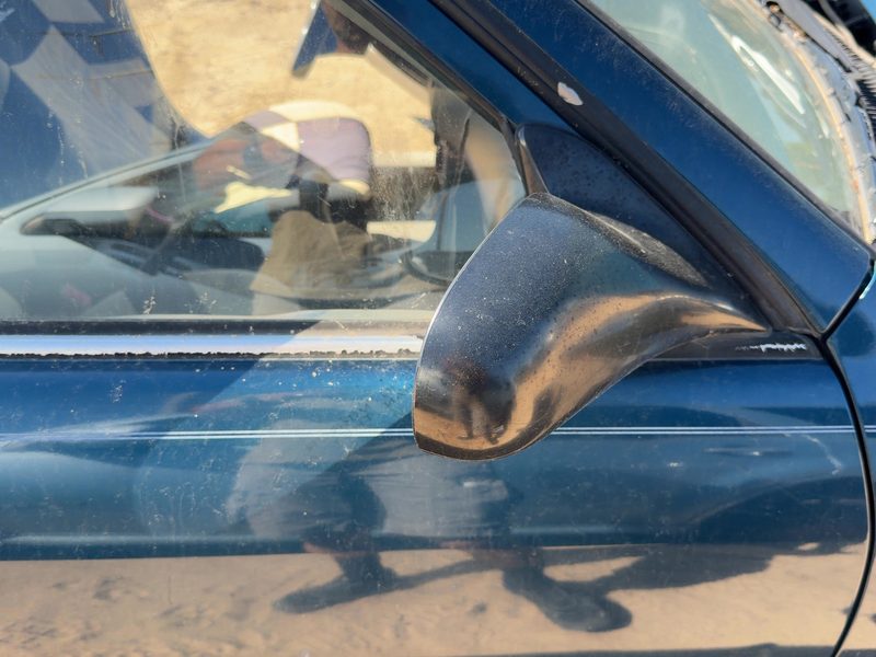 1998-2002 Toyota Corolla (also See FX 87-88) Door Mirror RH