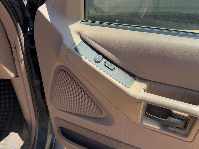1994 Explorer Front Door Trim Panel RH