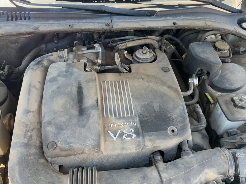 2000-2002 Lincoln LS Engine Cover