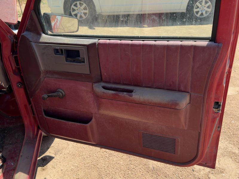 1990 S10/s15/sonoma Pickup Front Door Trim Panel RH