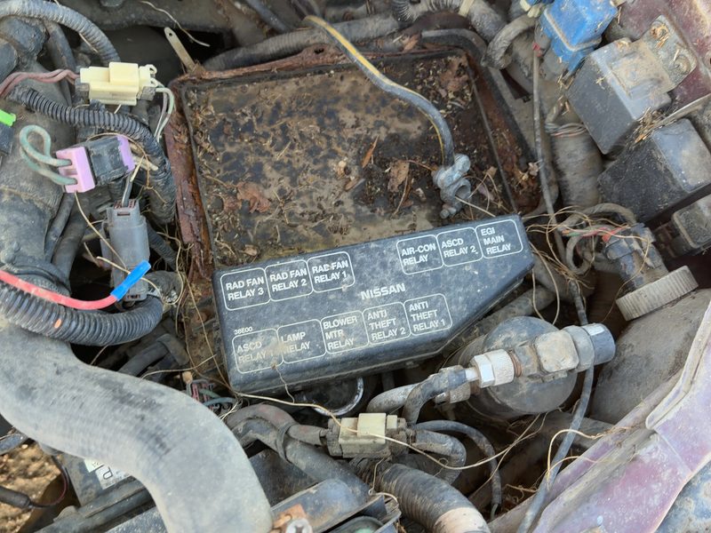 1987 Nissan Maxima Engine Fuse Box